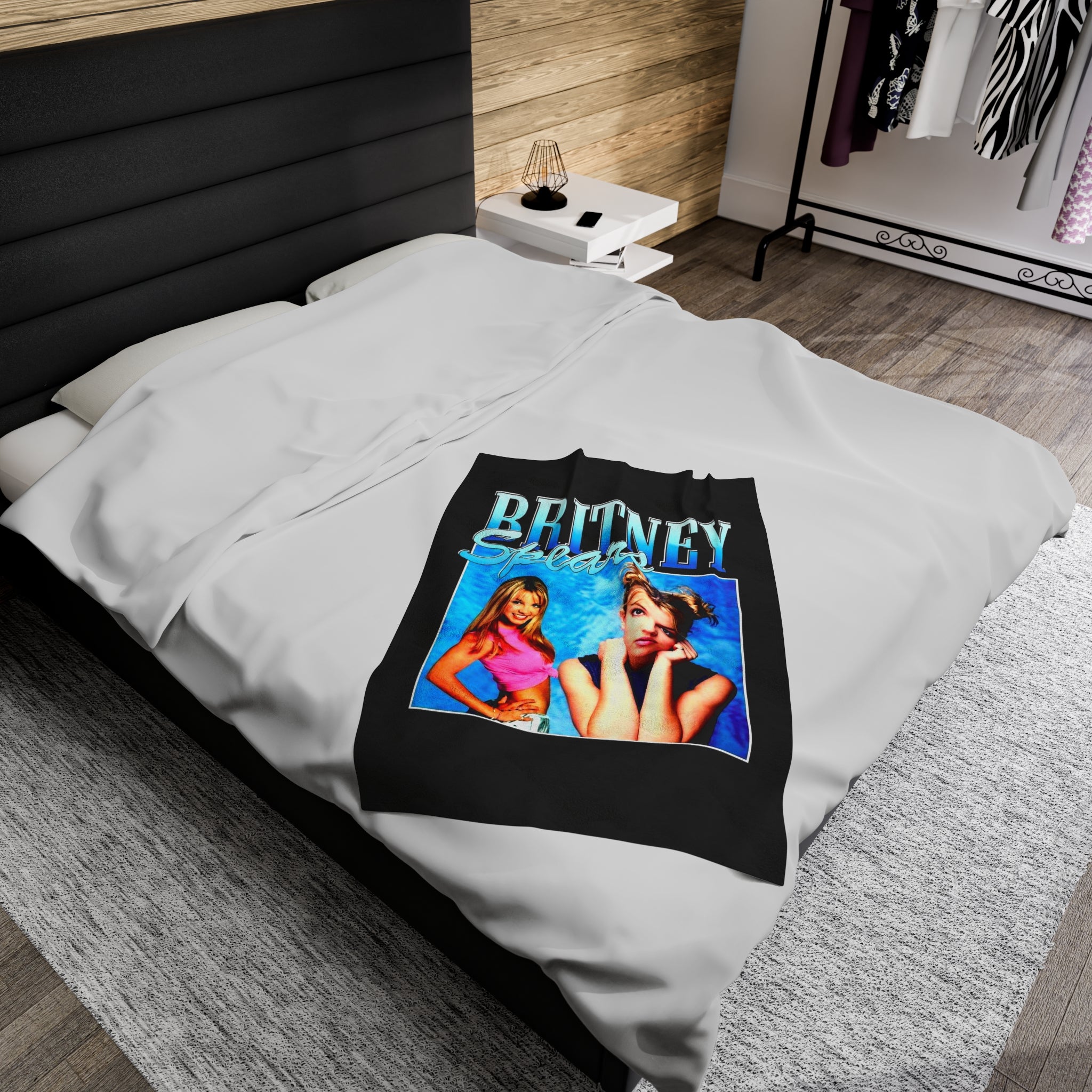 Britney Spears Retro Velveteen Plush Blanket - Nostalgic Throw for Fans