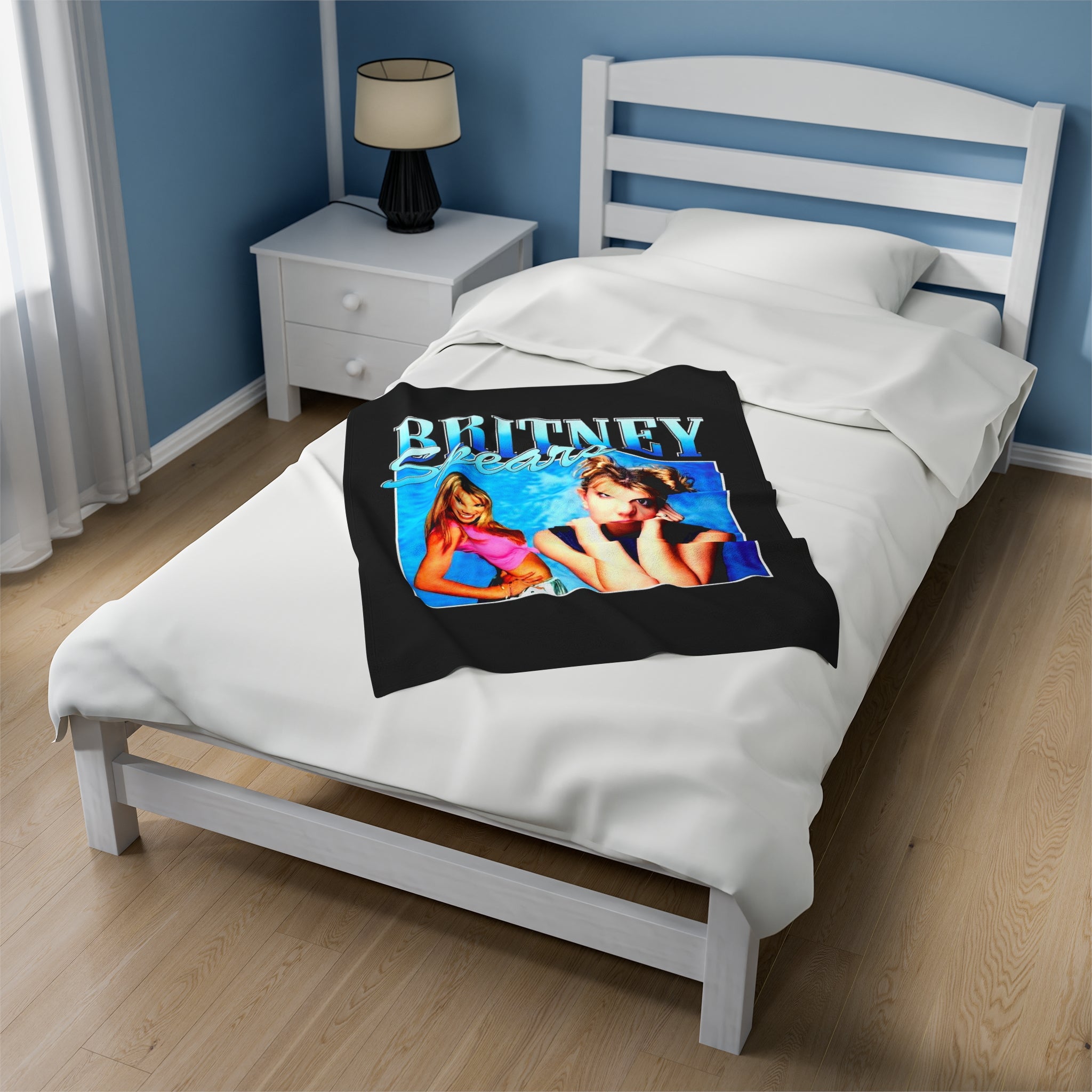 Britney Spears Retro Velveteen Plush Blanket - Nostalgic Throw for Fans